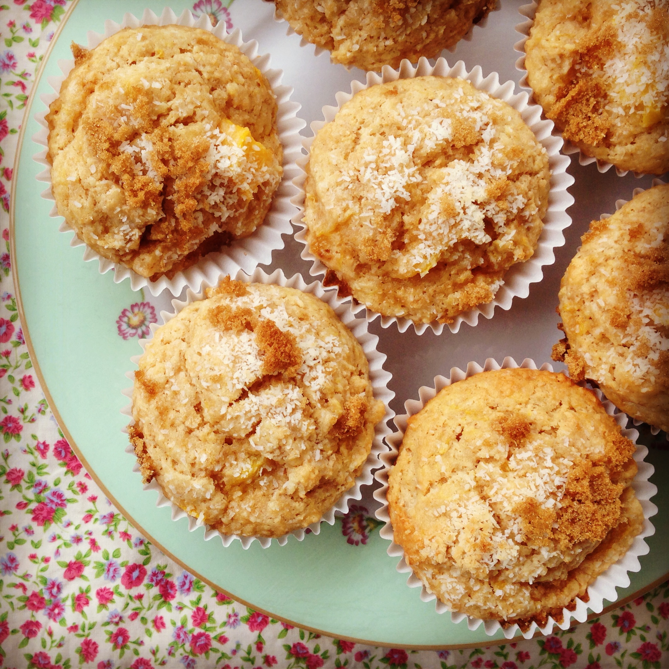 mango &amp; coconut muffins - my lovely little lunch box