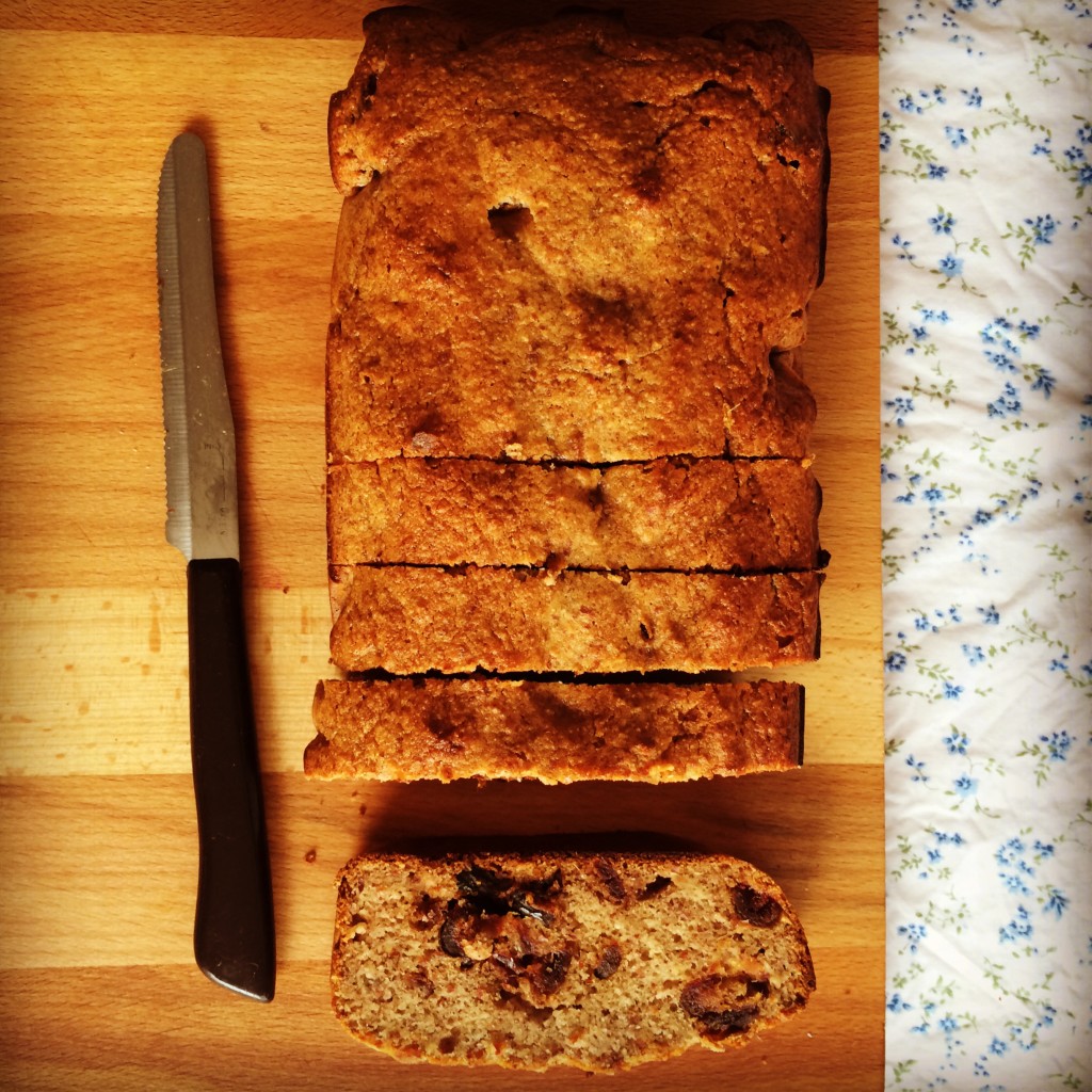 banana date loaf - my lovely little lunch box